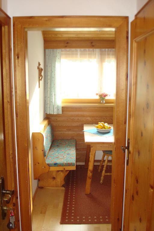 Gaestehaus Moser Ramingstein Habitación foto